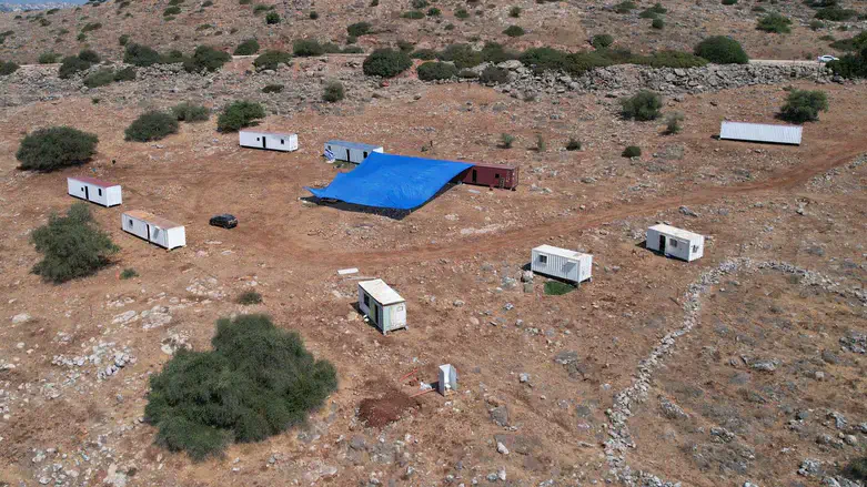 10 families establish Ramat Arbel in the Lower Galilee
