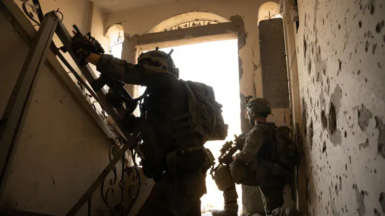 IDF forces operate in Gaza