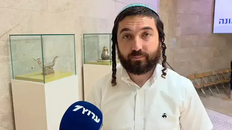 Tzvi Succot