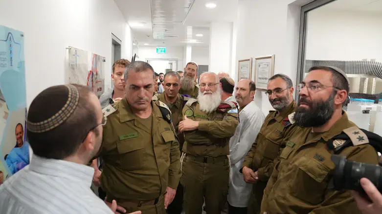 הרמטכ"ל בביקור ברבנות הצבאית