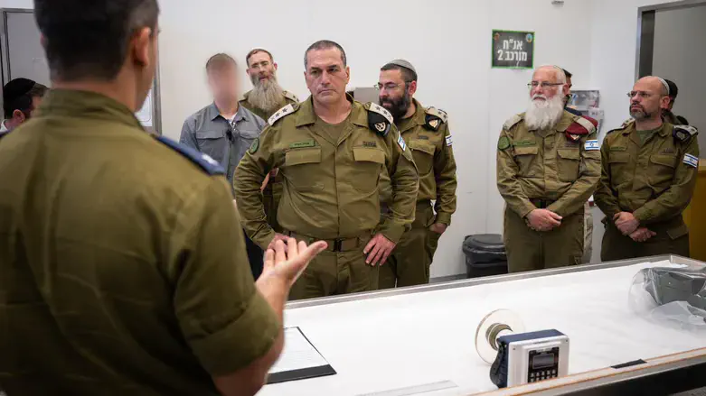 Chief of Staff Zamir during the visit