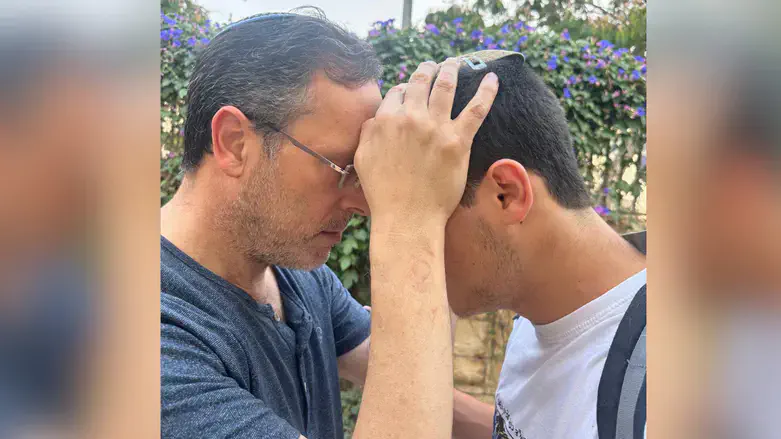 ח"כ טור פז עם בנו