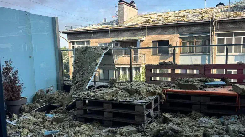 Damage from missile which hit building of Chabad family in Dnipro