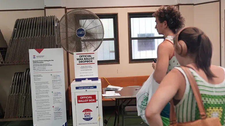 New York City Democrats vote in the mayoral primary on June 24, 2025.