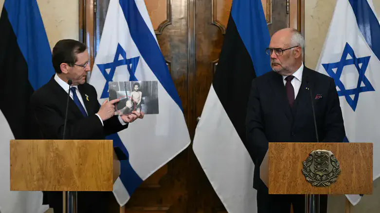 Herzog with Estonian President