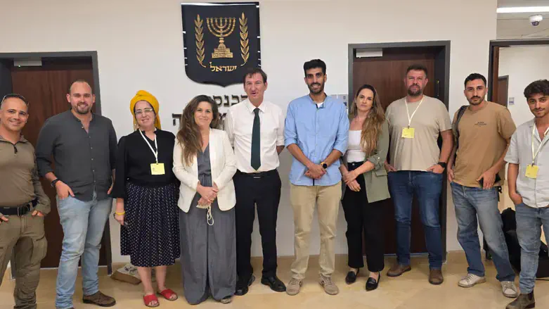 נציגי הארגונים עם ח"כ ביסמוט