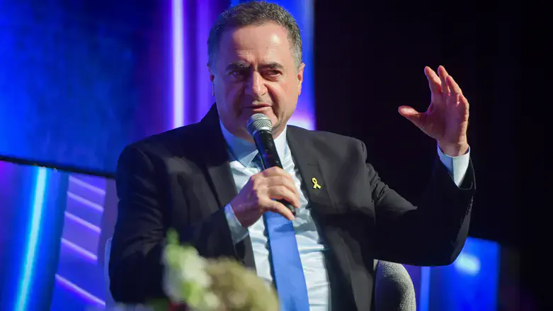 كأتس يهاجم بينيت: "يدّعي الخبرة الأمنية"