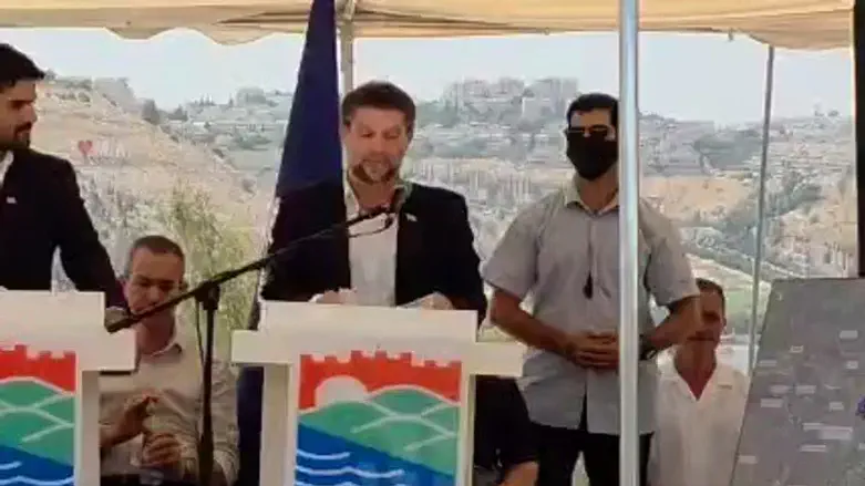 סמוטריץ' ב-E1