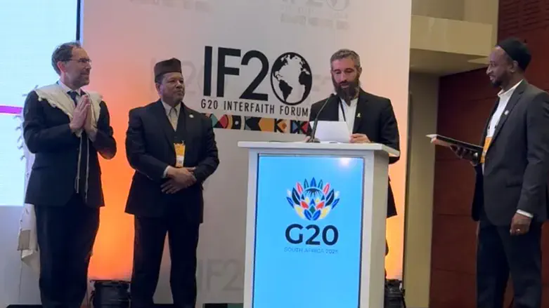 הרב לביא בהצהרת אנשי הדת