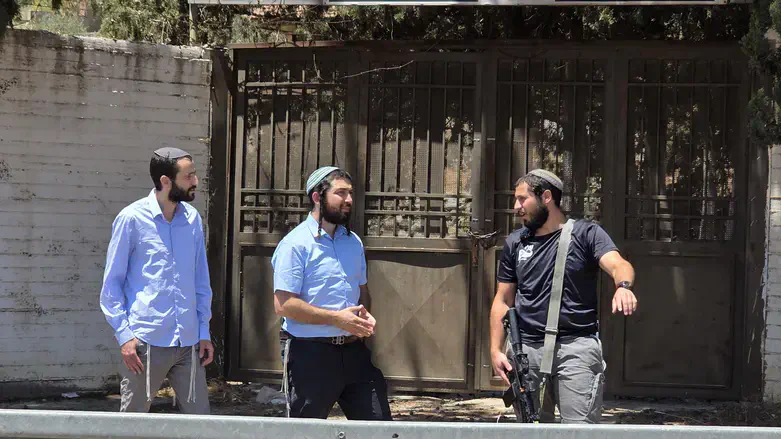 MP Succot near the school