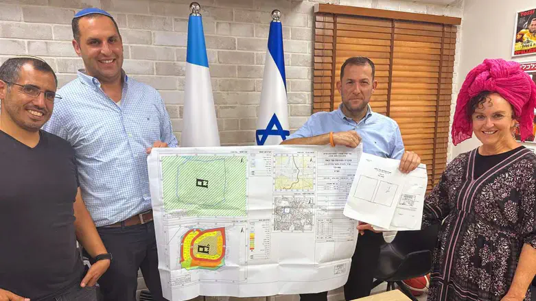 אישור התוכנית