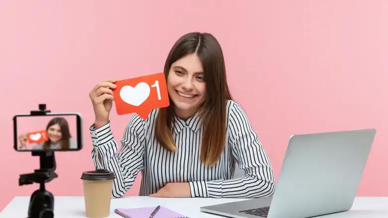 Social media influencer