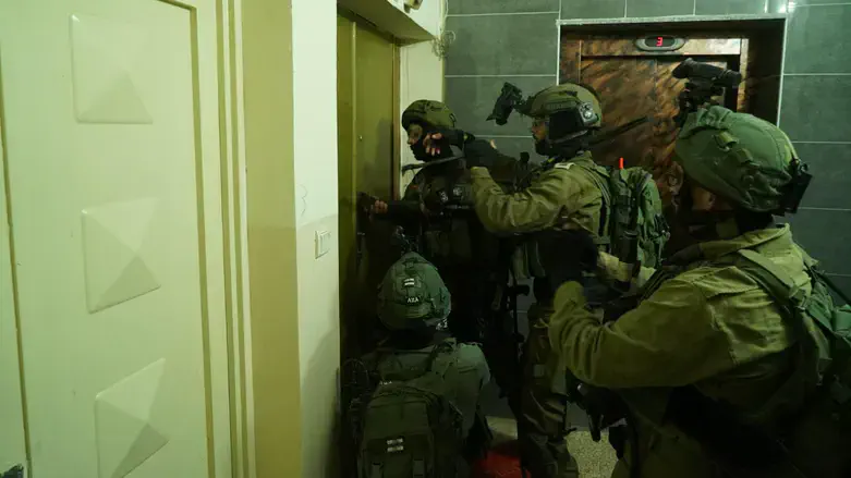 כוח צה"ל ברמאללה. ארכיון
