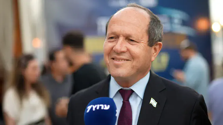 Minister Nir Barkat