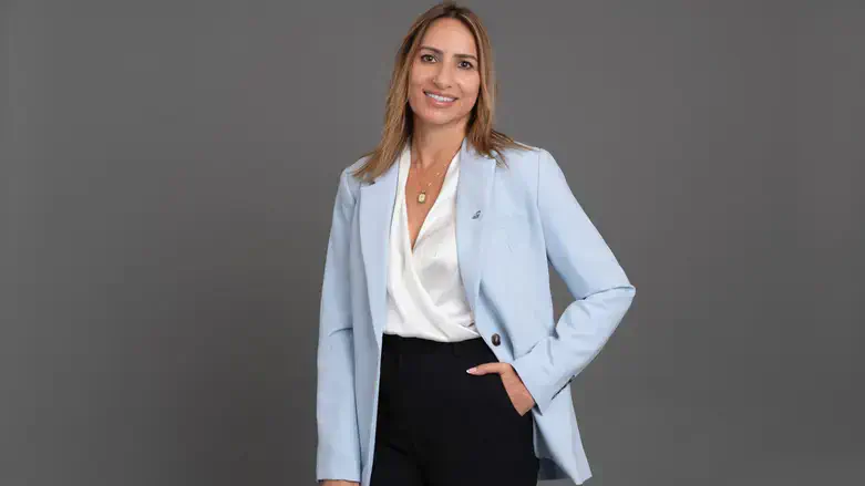 דינה בן טל גננסיה