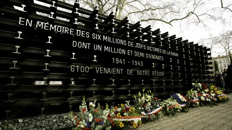 האנדרטה בליון