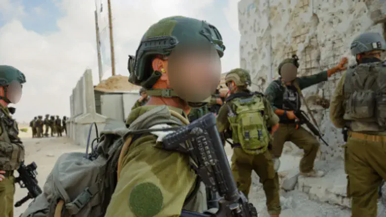 Подполковник Г.