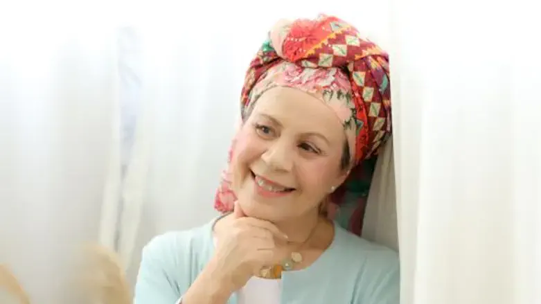 שרה אברמוביץ'