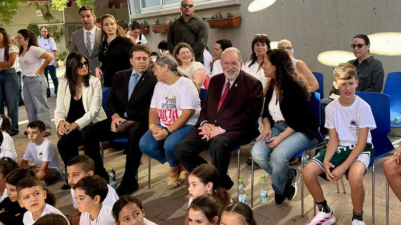 Майк Хакаби в Эшколе