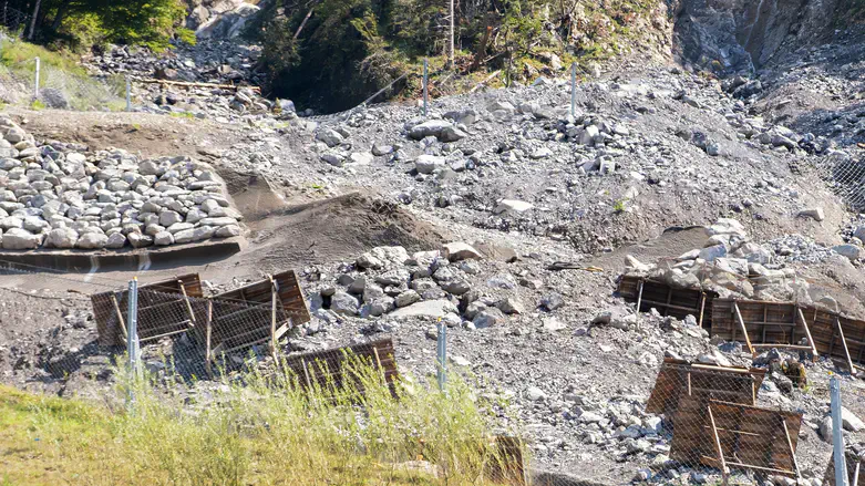 רעידת אדמה, אילוסטרציה