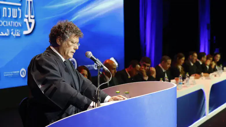 השופט יצחק עמית בטקס ההסמכה