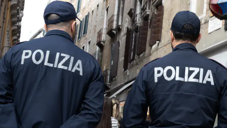 שוטרים בונציה