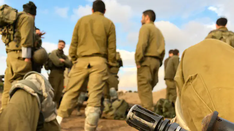 מאות לוחמים - על סף קריסה כלכלית