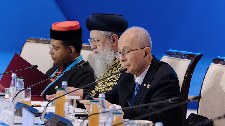 Rabbi Yosef at the congress