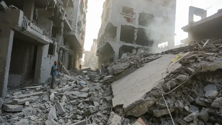 הריסות בעיר עזה מתקיפה ישראלית