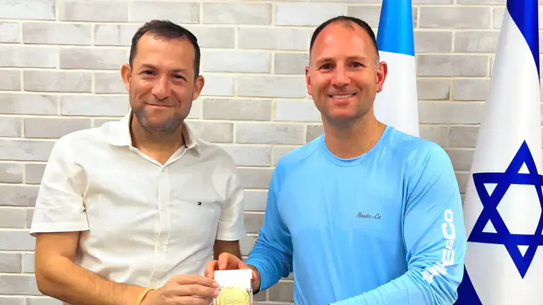 Yossi Dagan and Chase Tramont