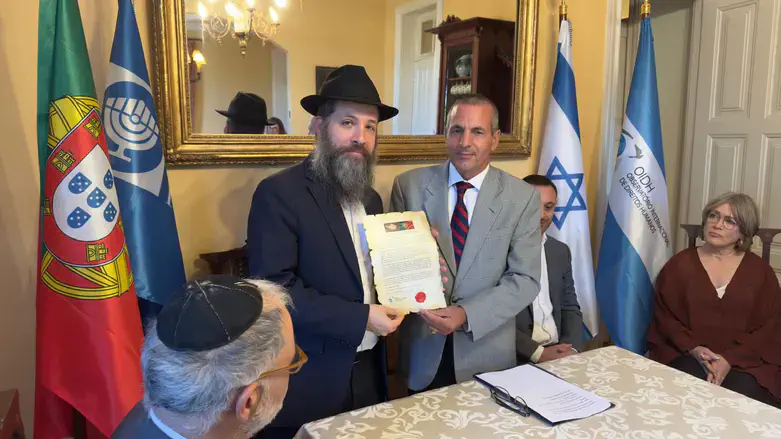 Luís Andrade and Rabbi Eli Rosenfeld