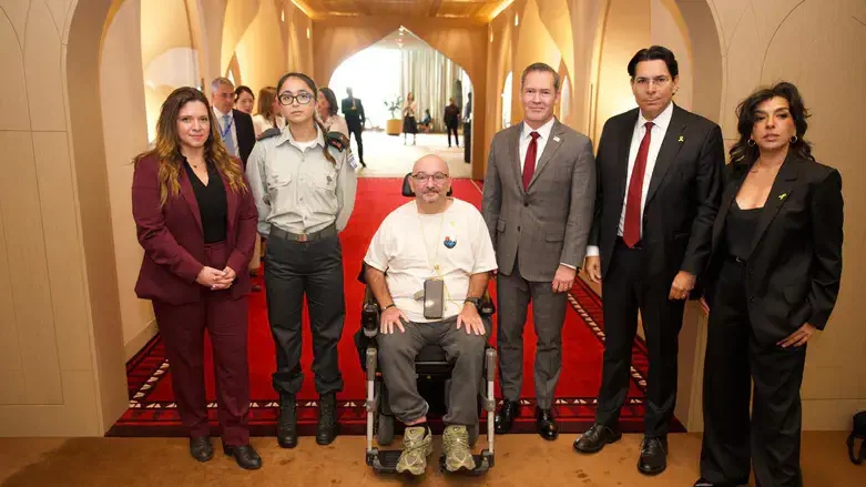 Dikla, Danon, Waltz, Kuperstein, Guez, Beer