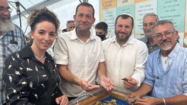 Ministers in ancient Samaria