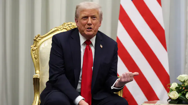 Trump at summit in Sharm el-Sheikh, Egypt