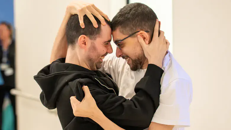 האיחוד המרגש בין אביתר דוד לגיא גלבוע דלאל