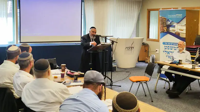 שילוב חדש בבתי הדין