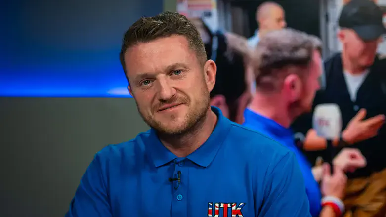 Tommy Robinson, British Right wing Activist