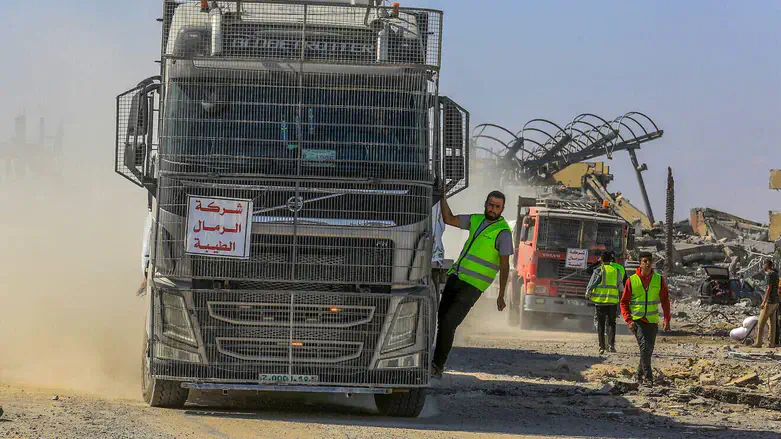 Security forces seize aid trucks in Gaza