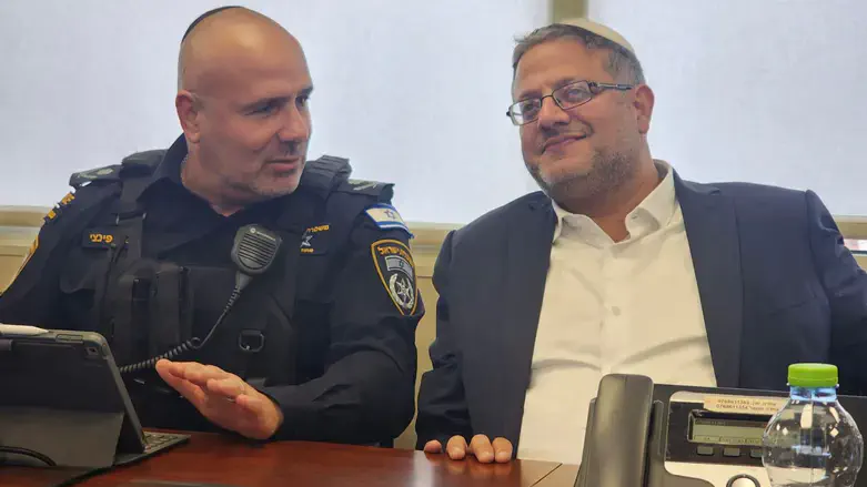 בן גביר וניצב משה פינצ'י