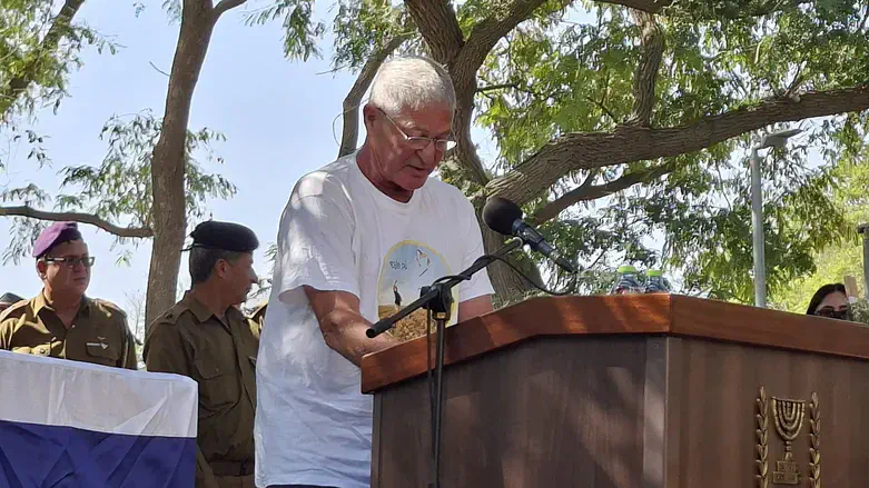 Tamir Adar's father at the funeral