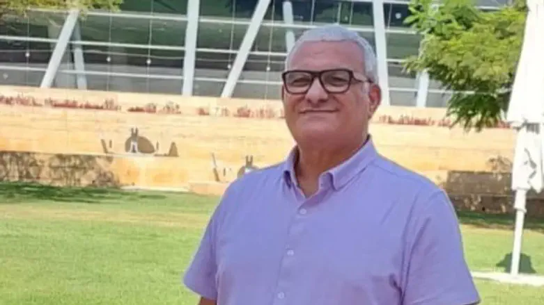 ד"ר פנחס חליוה