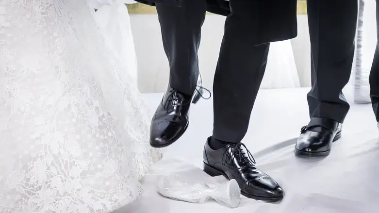 דירה בירושלים - וסיוע ליתומים