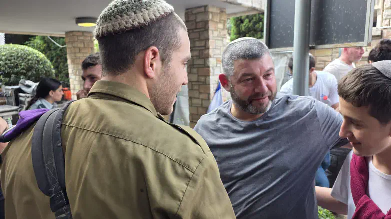 Ofer Winter at the funeral of Hadar Goldin, may God avenge his blood