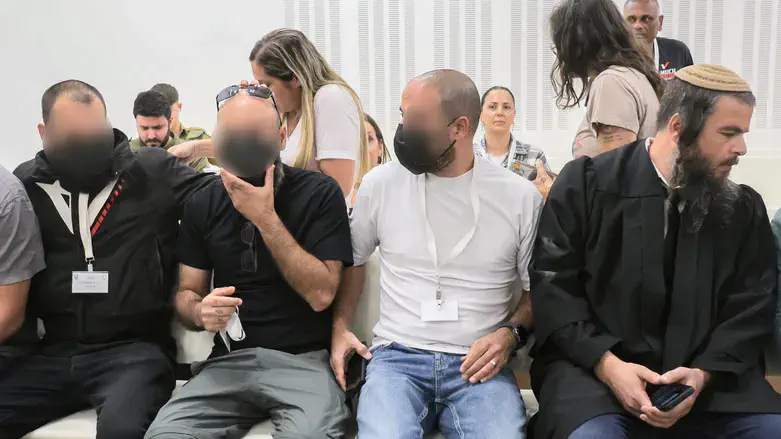 Бойцы "Отряда 100"