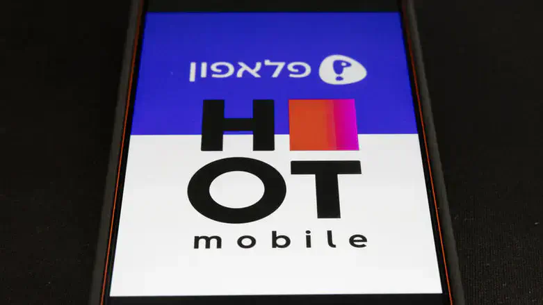 פלאפון והוט מובייל