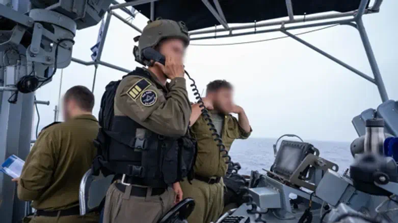 Commander in the 916th squadron