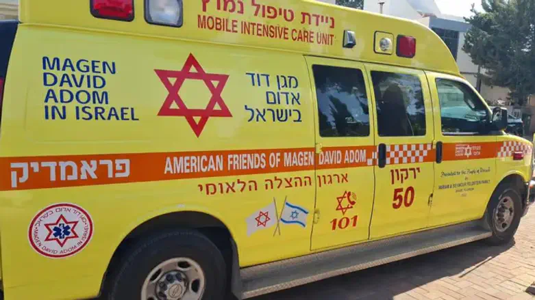 כוחות מד"א בזירה