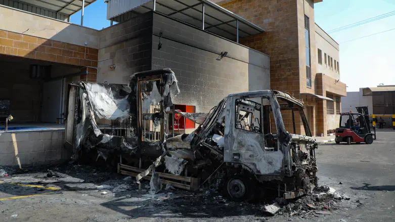 הנזק שגרמו הפורעים