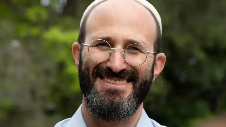 ד"ר צבי לובושיץ