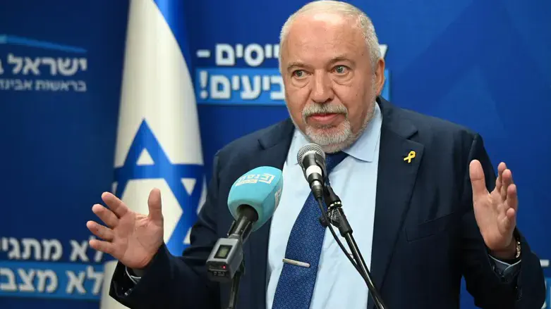 אביגדור ליברמן